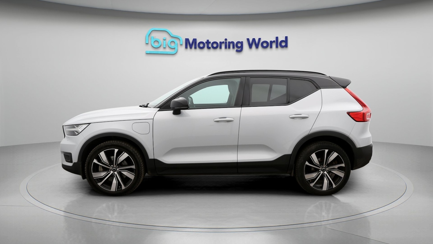 Used Volvo XC40 2021 for sale - 77416852: Photo 4