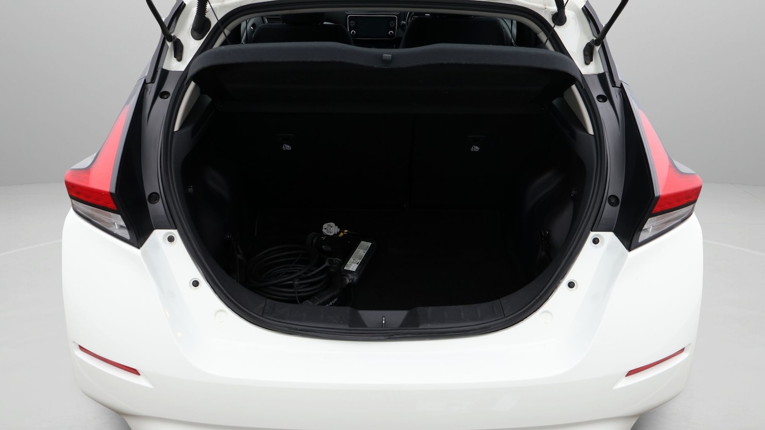 Used Nissan Leaf 2020 for sale - 77641843: Photo 17