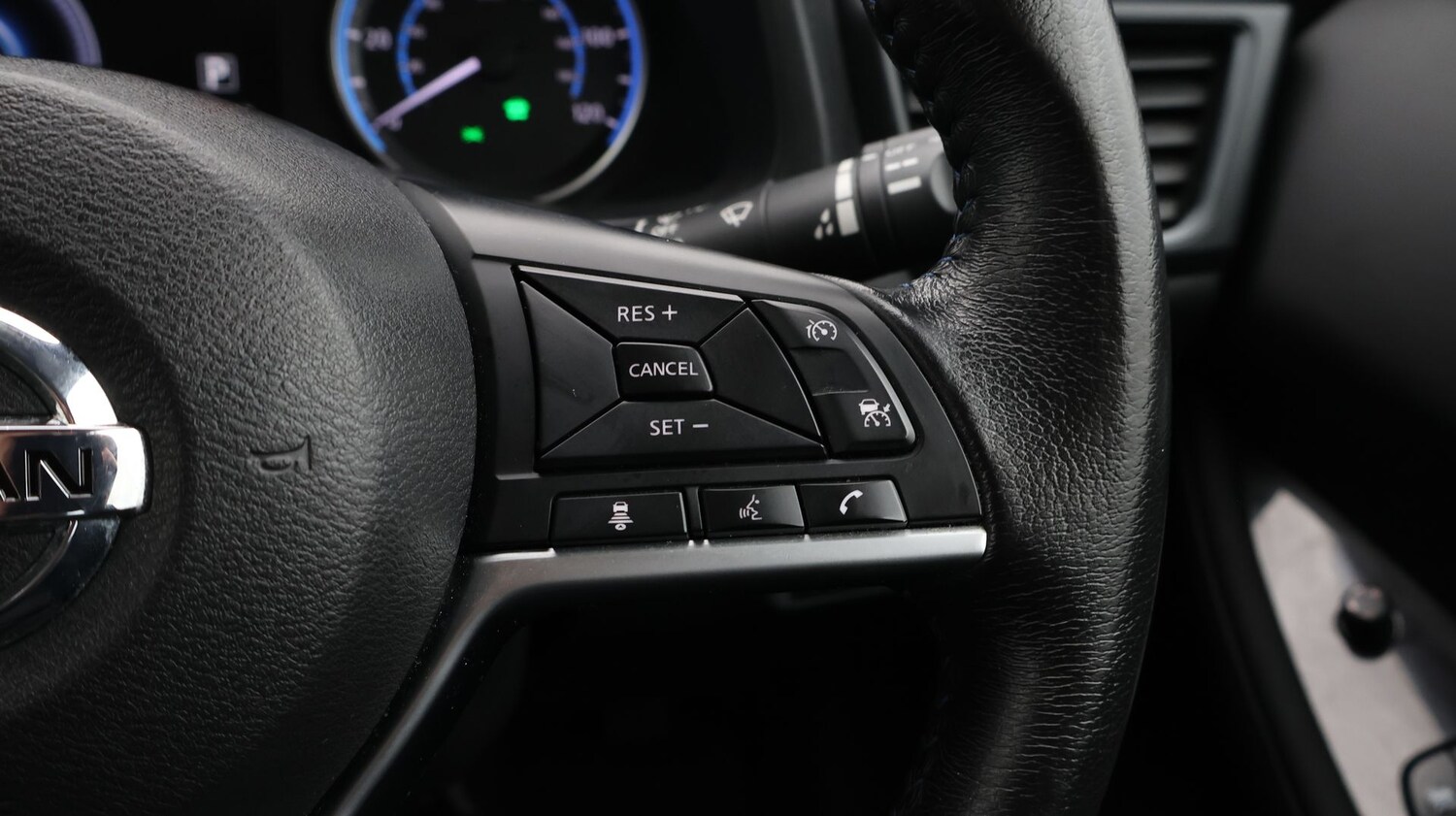 Used Nissan Leaf 2020 for sale - 77641843: Photo 24