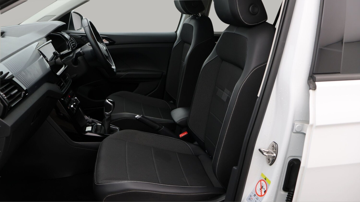 Used Volkswagen T-Cross 2022 for sale - 77283153: Photo 14