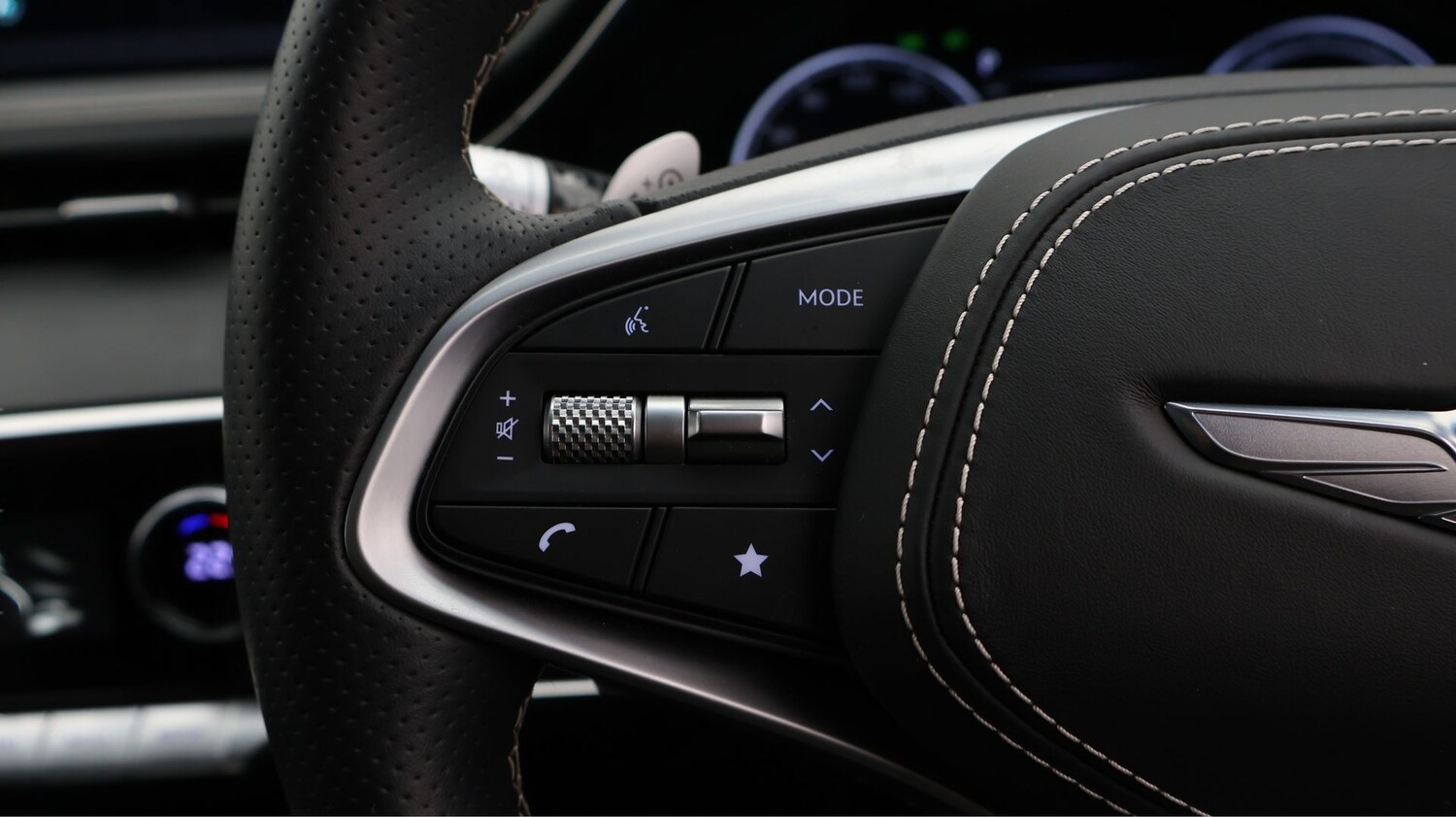 Used Genesis GV70 2023 for sale - 77915807: Photo 22