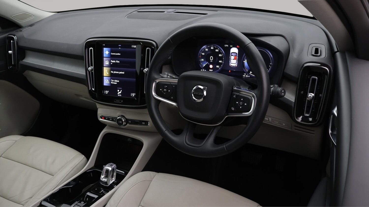 Used Volvo XC40 2021 for sale - 76619647: Photo 10