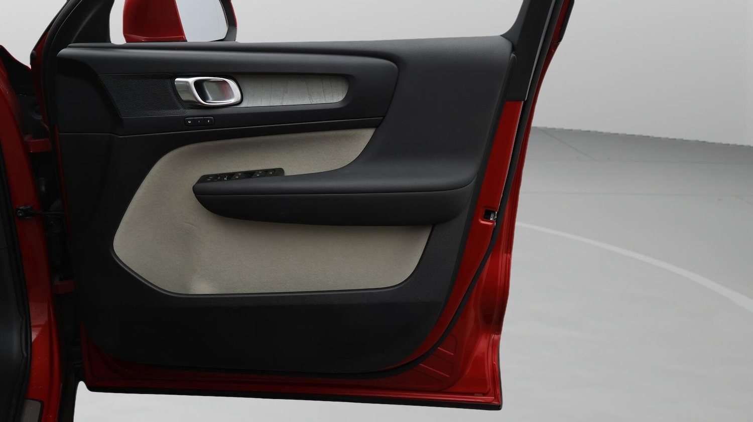 Used Volvo XC40 2021 for sale - 76619647: Photo 16