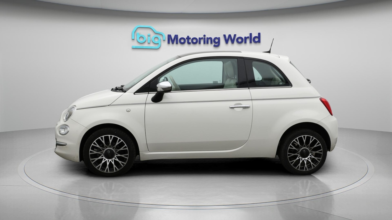 Used Fiat 500 2018 for sale - 76389380: Photo 5