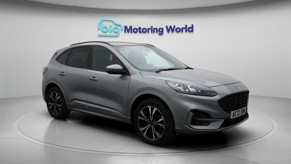 Used Ford Kuga 2022 for sale - 76326985: Photo 2