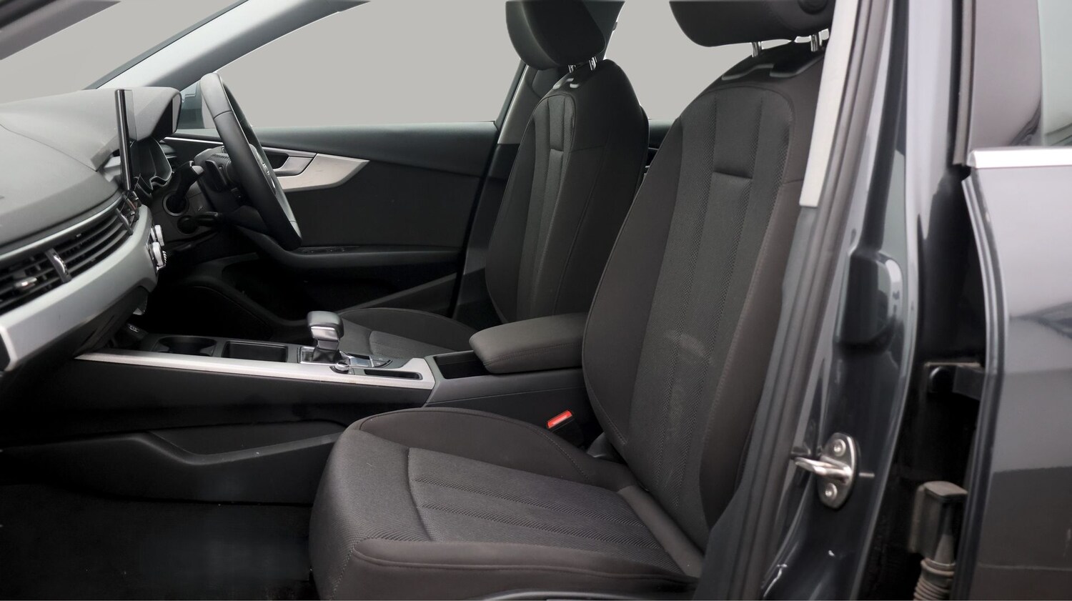 Used Audi A4 2022 for sale - 77756256: Photo 14