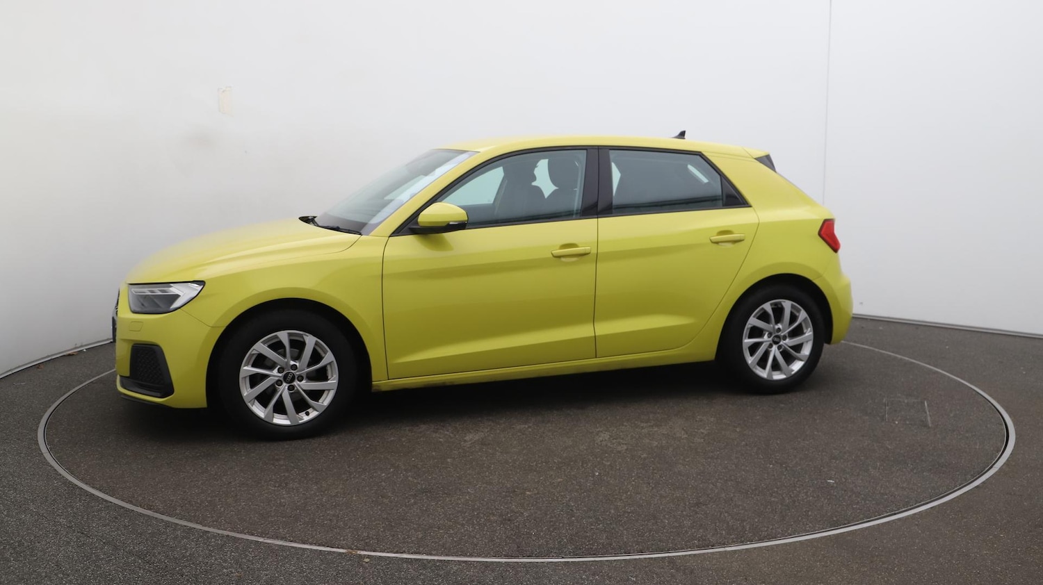 Used Audi A1 for sale - 76702302: Photo 66