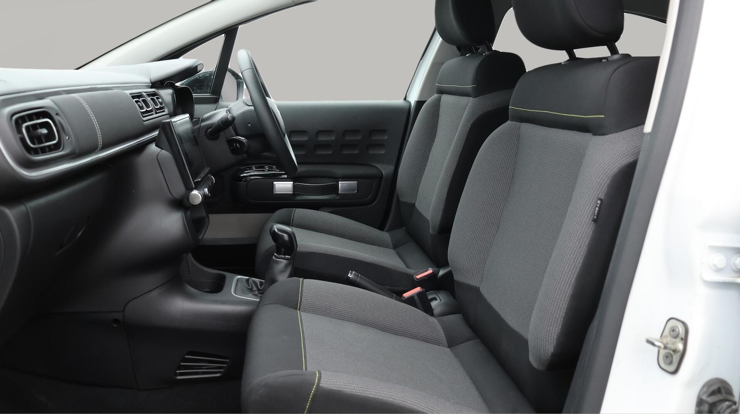 Used Citroen C3 2023 for sale - 76645414: Photo 15