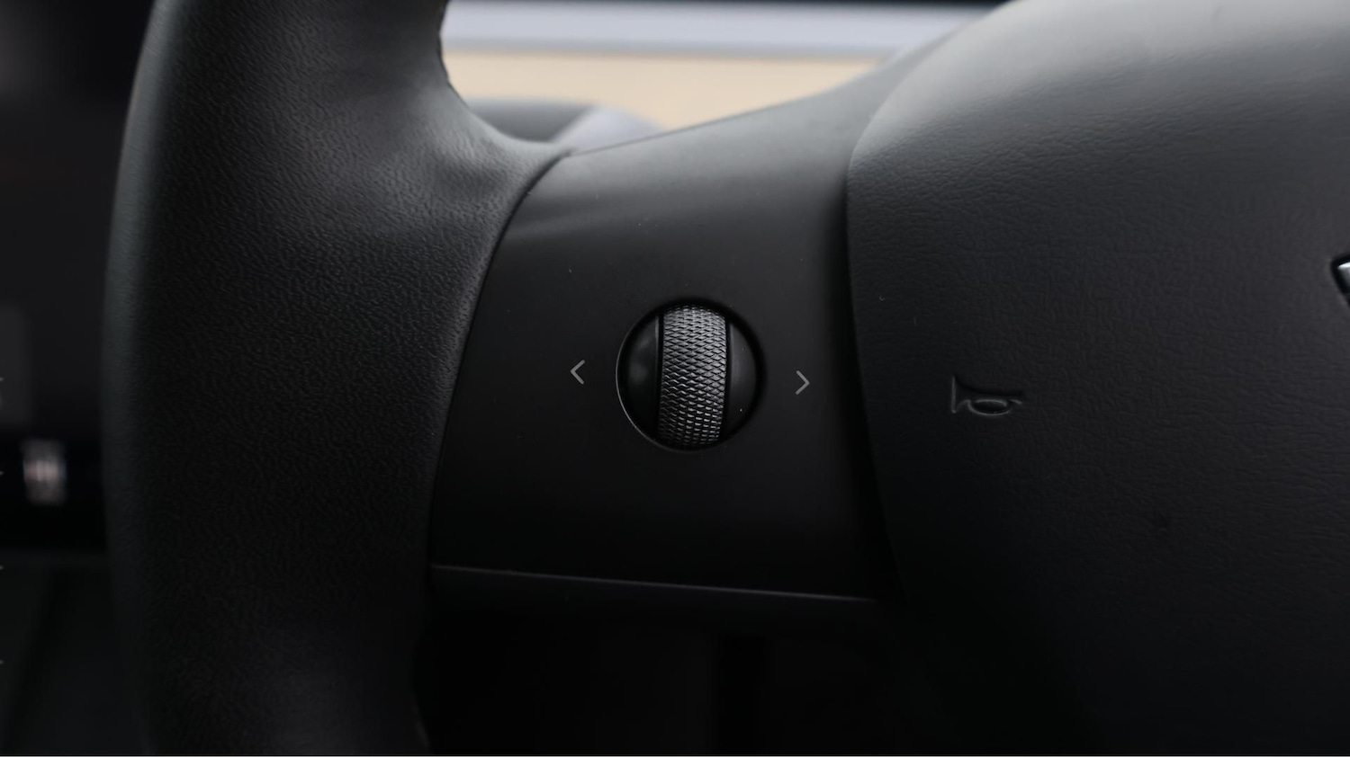 Used Tesla Model Y 2022 for sale - 77272683: Photo 22