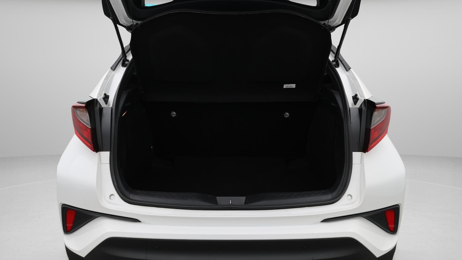 Used Toyota C-HR 2023 for sale - 76561988: Photo 18