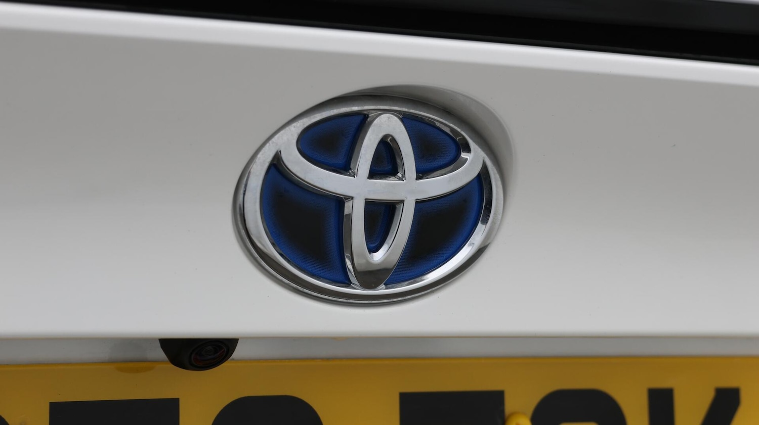 Used Toyota C-HR 2023 for sale - 76561988: Photo 21