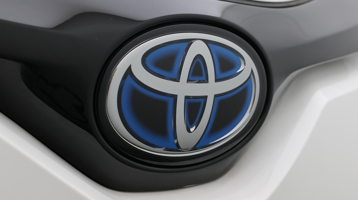 Used Toyota C-HR 2023 for sale - 76561988: Photo 24