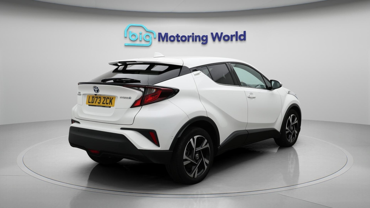 Used Toyota C-HR 2023 for sale - 76561988: Photo 8