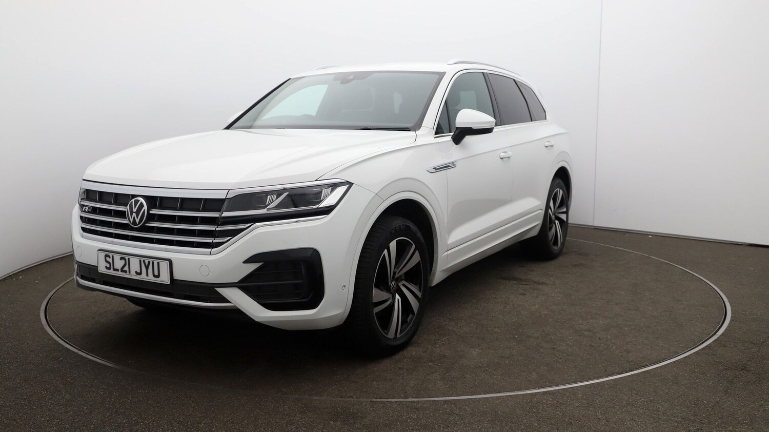 Used Volkswagen Touareg 2021 for sale - 76808630: Photo 30