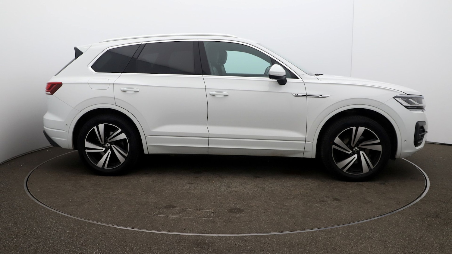 Used Volkswagen Touareg 2021 for sale - 76808630: Photo 42