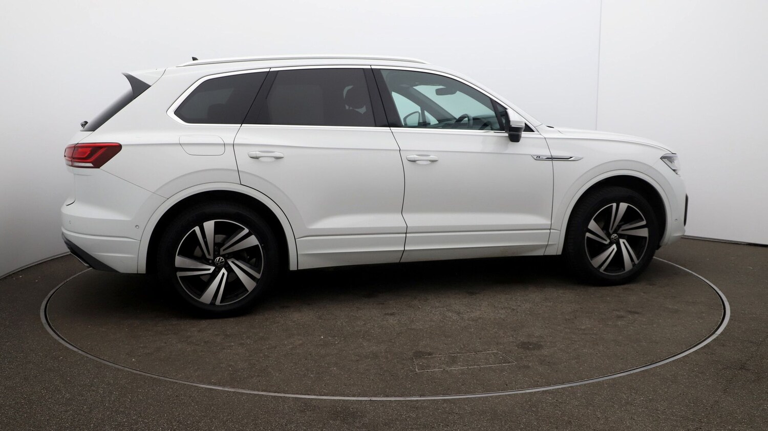 Used Volkswagen Touareg 2021 for sale - 76808630: Photo 44