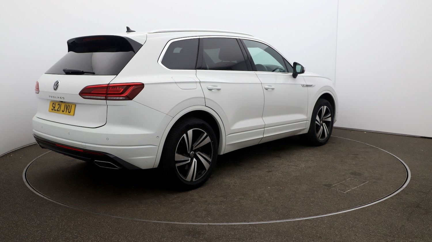 Used Volkswagen Touareg 2021 for sale - 76808630: Photo 47