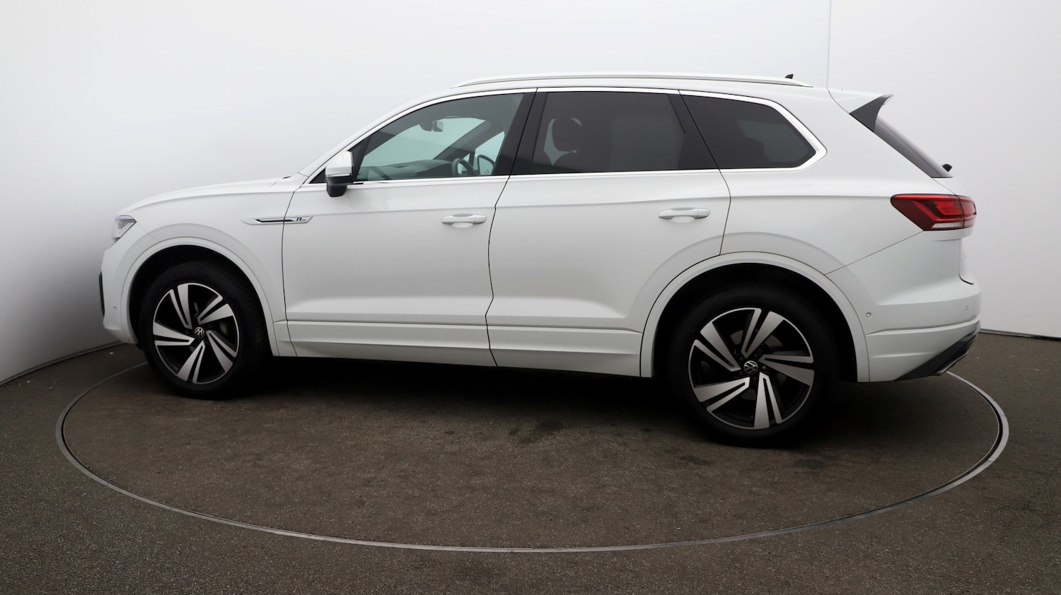 Used Volkswagen Touareg 2021 for sale - 76808630: Photo 51