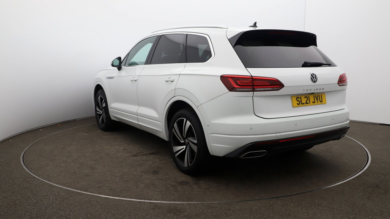 Used Volkswagen Touareg 2021 for sale - 76808630: Photo 55