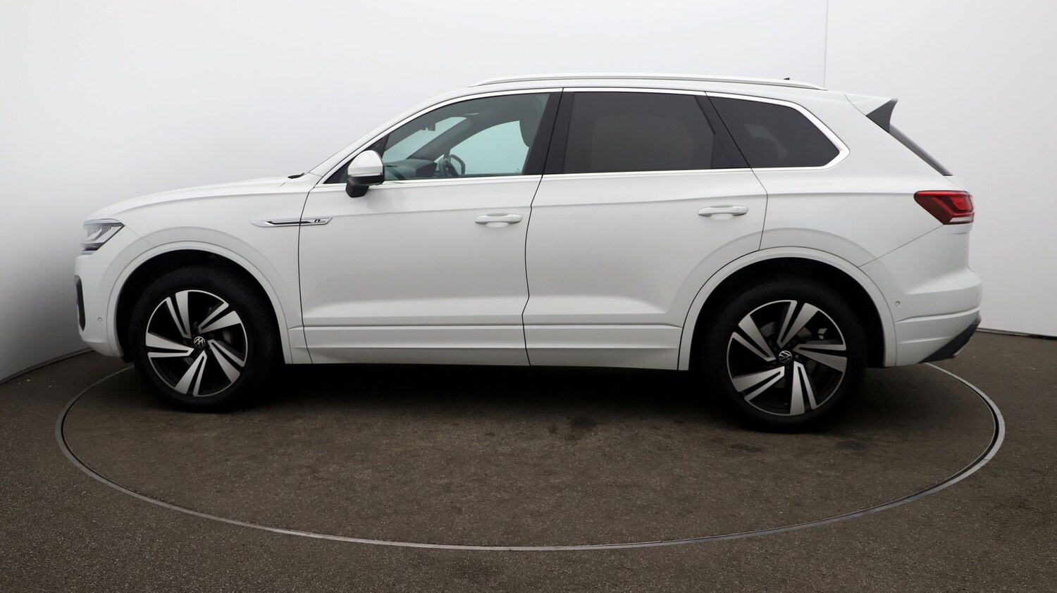 Used Volkswagen Touareg 2021 for sale - 76808630: Photo 57