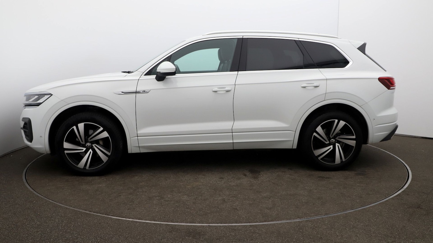 Used Volkswagen Touareg 2021 for sale - 76808630: Photo 58
