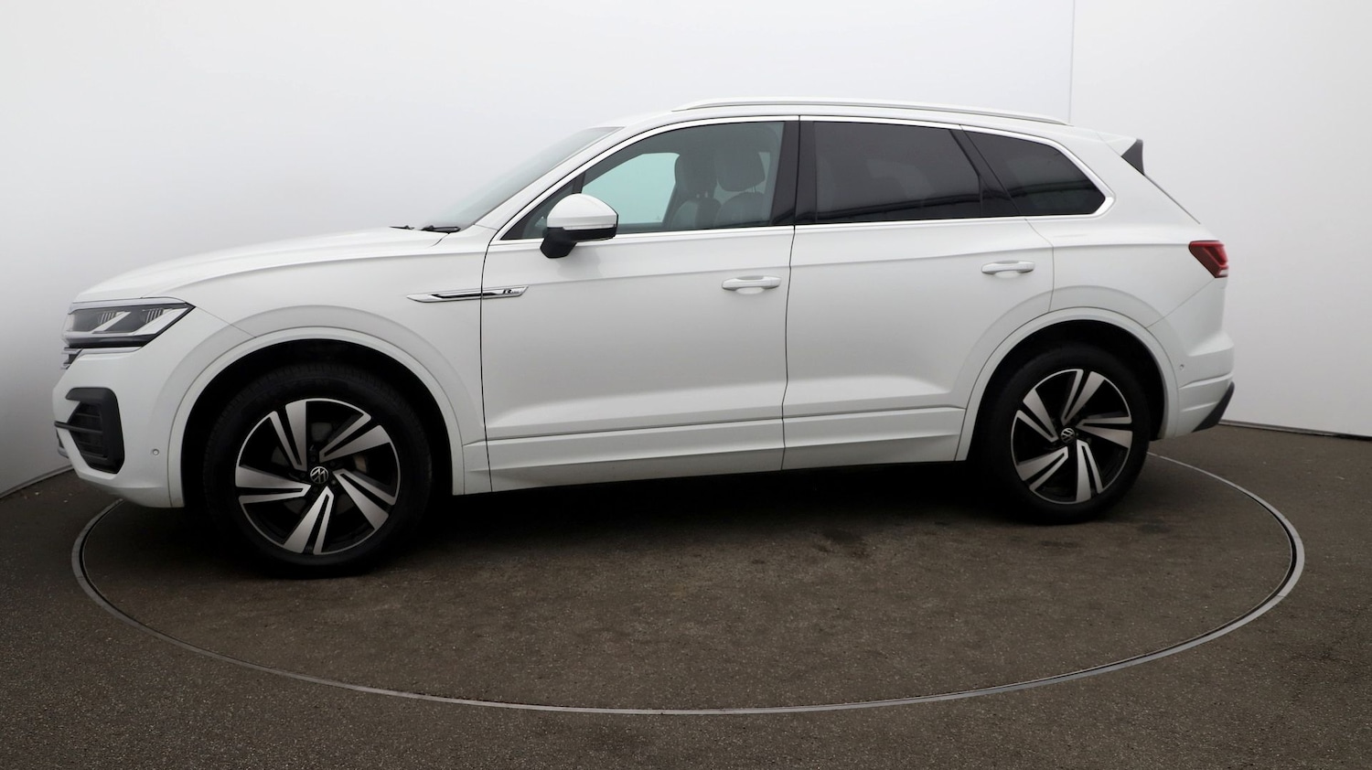 Used Volkswagen Touareg 2021 for sale - 76808630: Photo 59