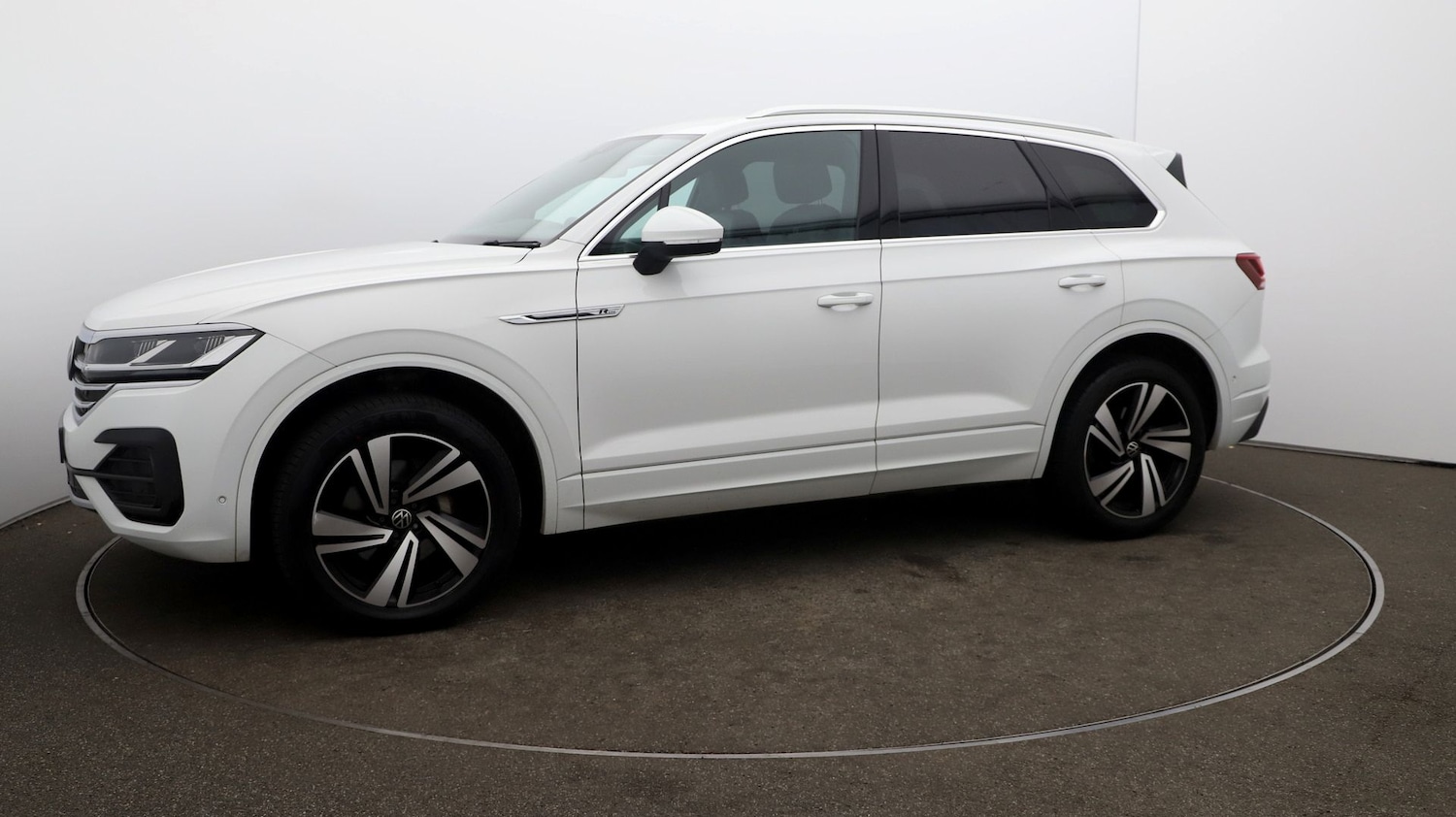 Used Volkswagen Touareg 2021 for sale - 76808630: Photo 60