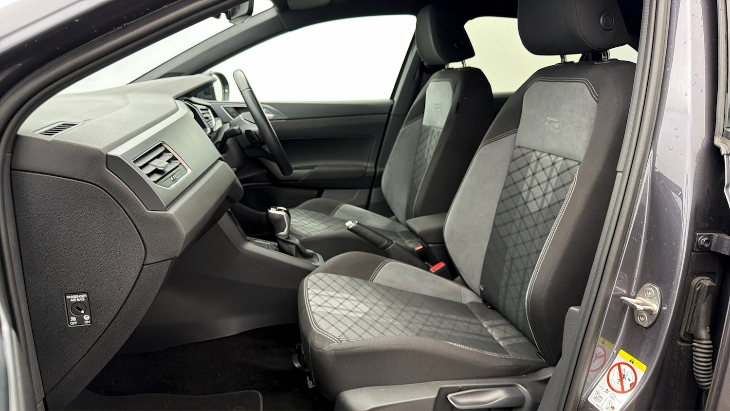 Used Volkswagen Taigo 2023 for sale - 78016028: Photo 5