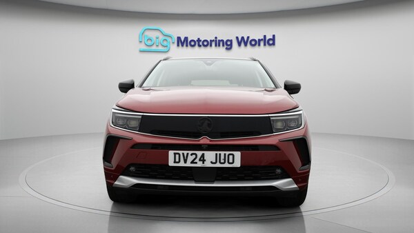 Used Vauxhall Grandland 2024 for sale - 76121871: Photo 3