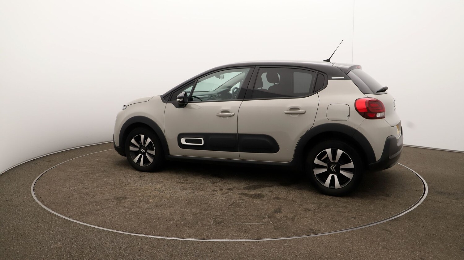 Used Citroen C3 for sale - 76808809: Photo 39