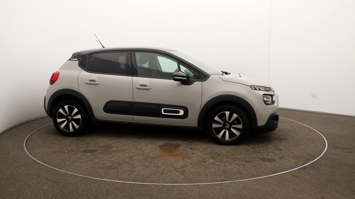 Used Citroen C3 for sale - 76808809: Photo 40
