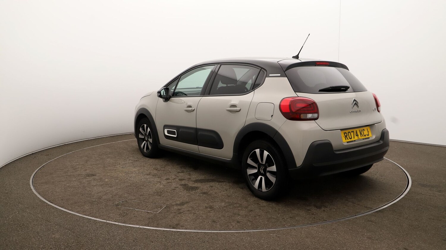 Used Citroen C3 for sale - 76808809: Photo 54