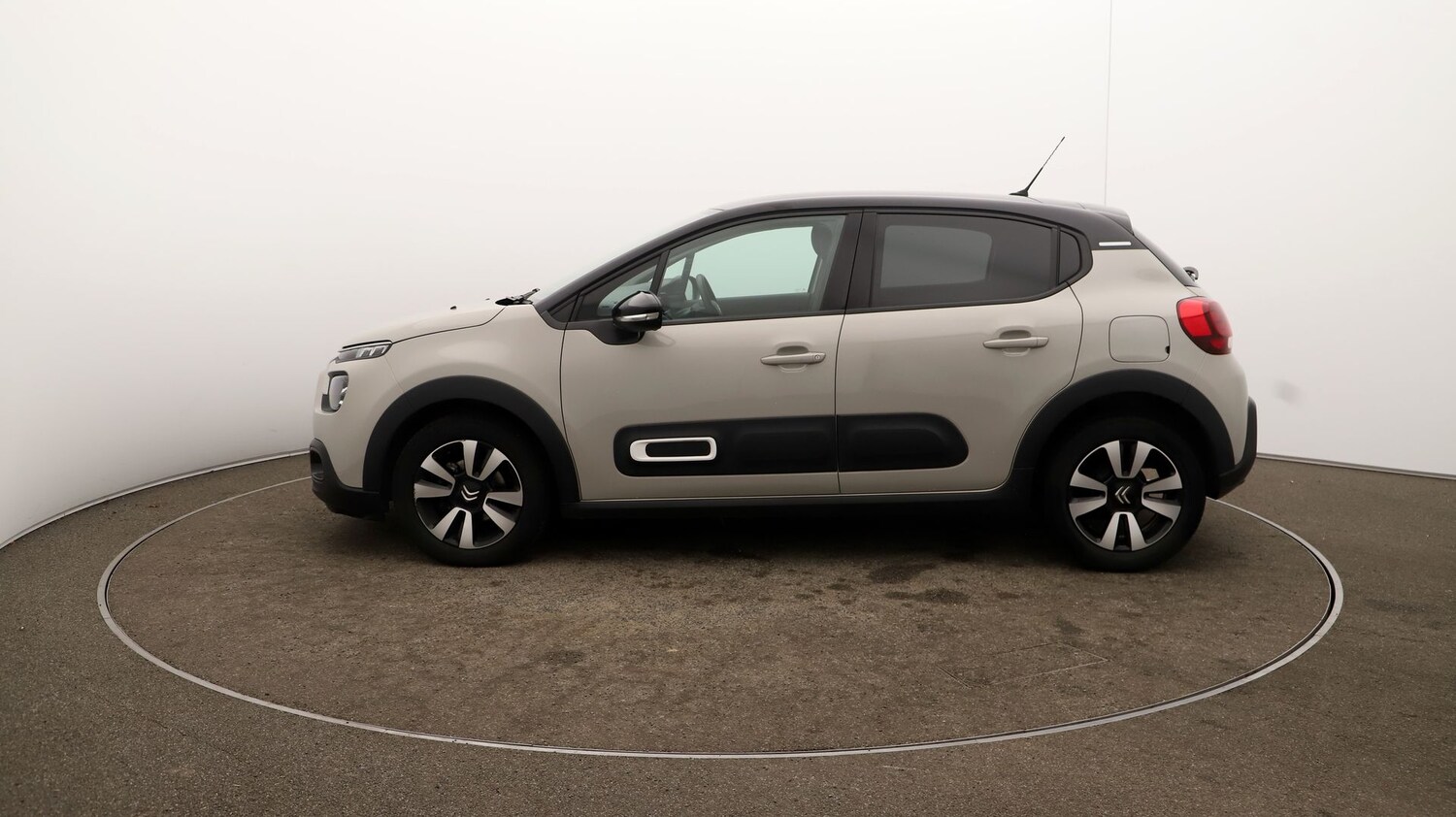 Used Citroen C3 for sale - 76808809: Photo 56