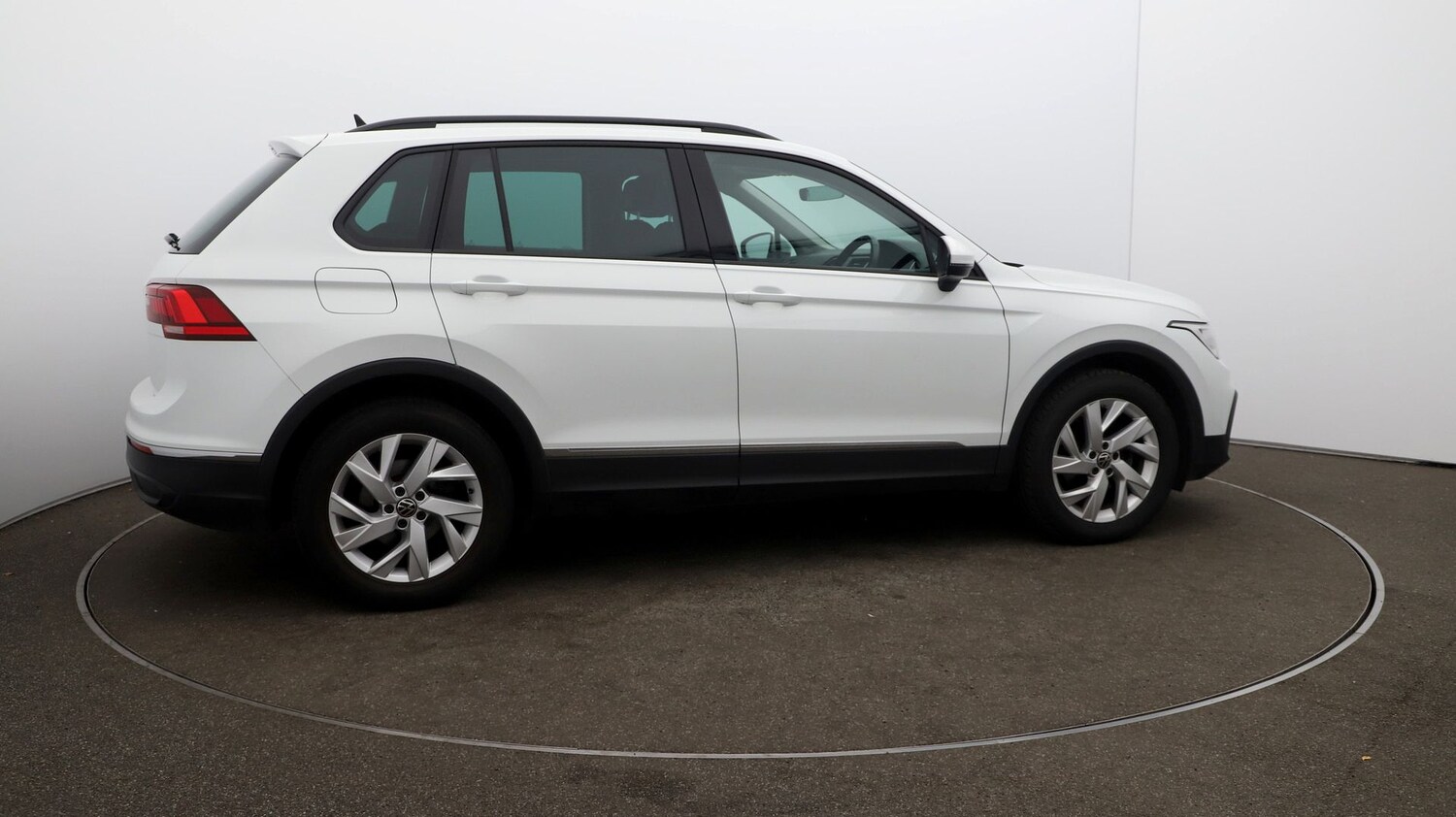 Used Volkswagen Tiguan for sale - 76808884: Photo 43