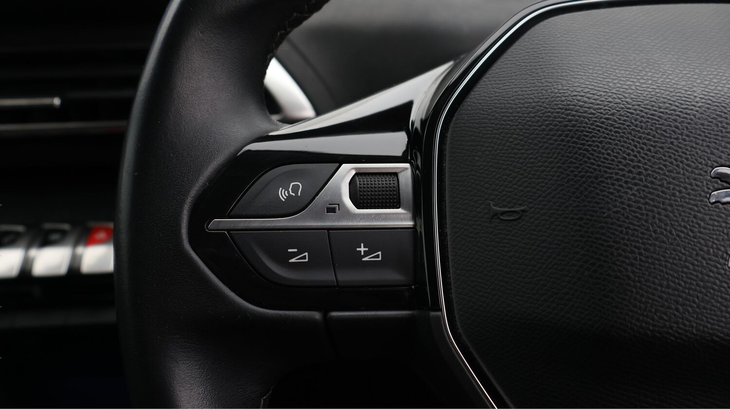 Used Peugeot 3008 2021 for sale - 77846365: Photo 21