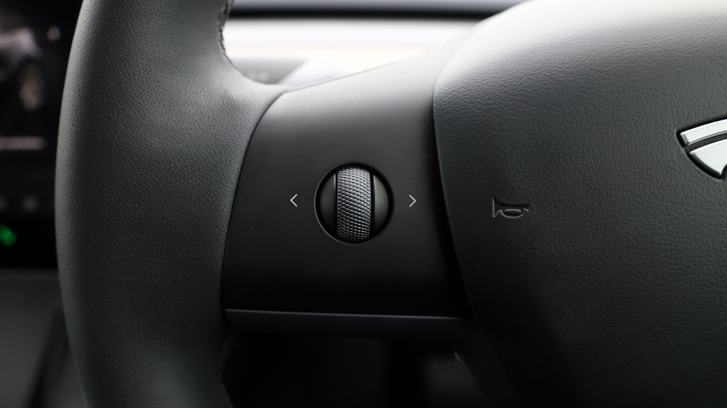 Used Tesla Model Y 2023 for sale - 77405563: Photo 24