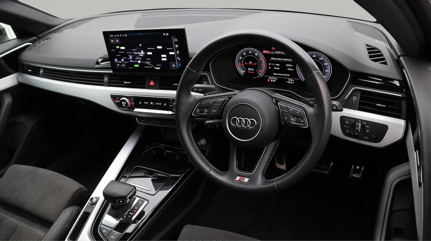 Used Audi A4 2021 for sale - 76499717: Photo 10