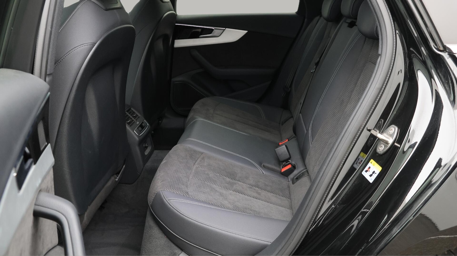 Used Audi A4 2021 for sale - 76499717: Photo 17