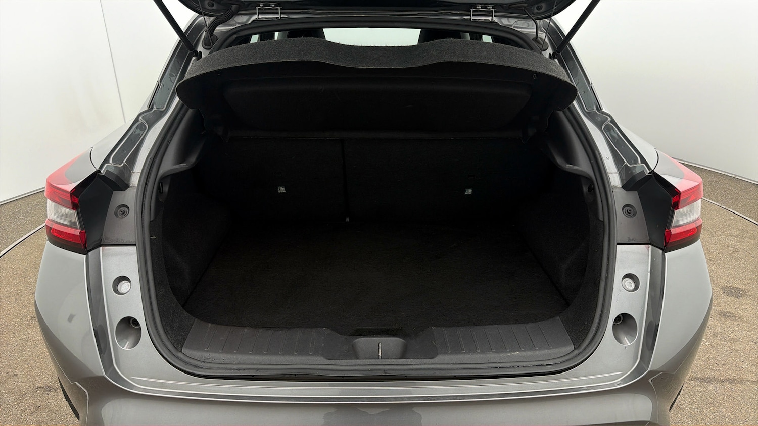 Used Nissan Juke 2023 for sale - 78094824: Photo 16