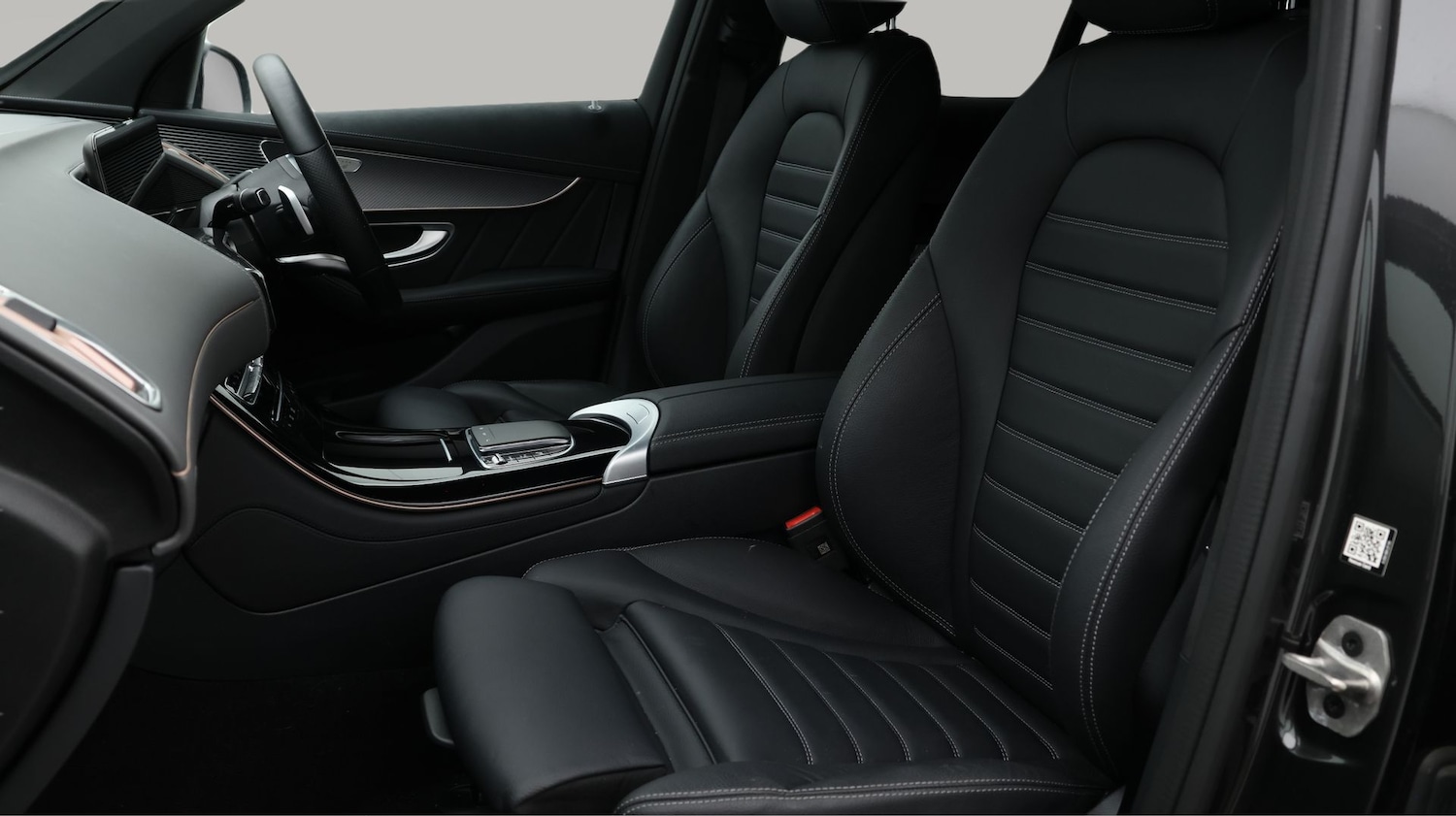 Used Mercedes-Benz EQC 2023 for sale - 77181845: Photo 14