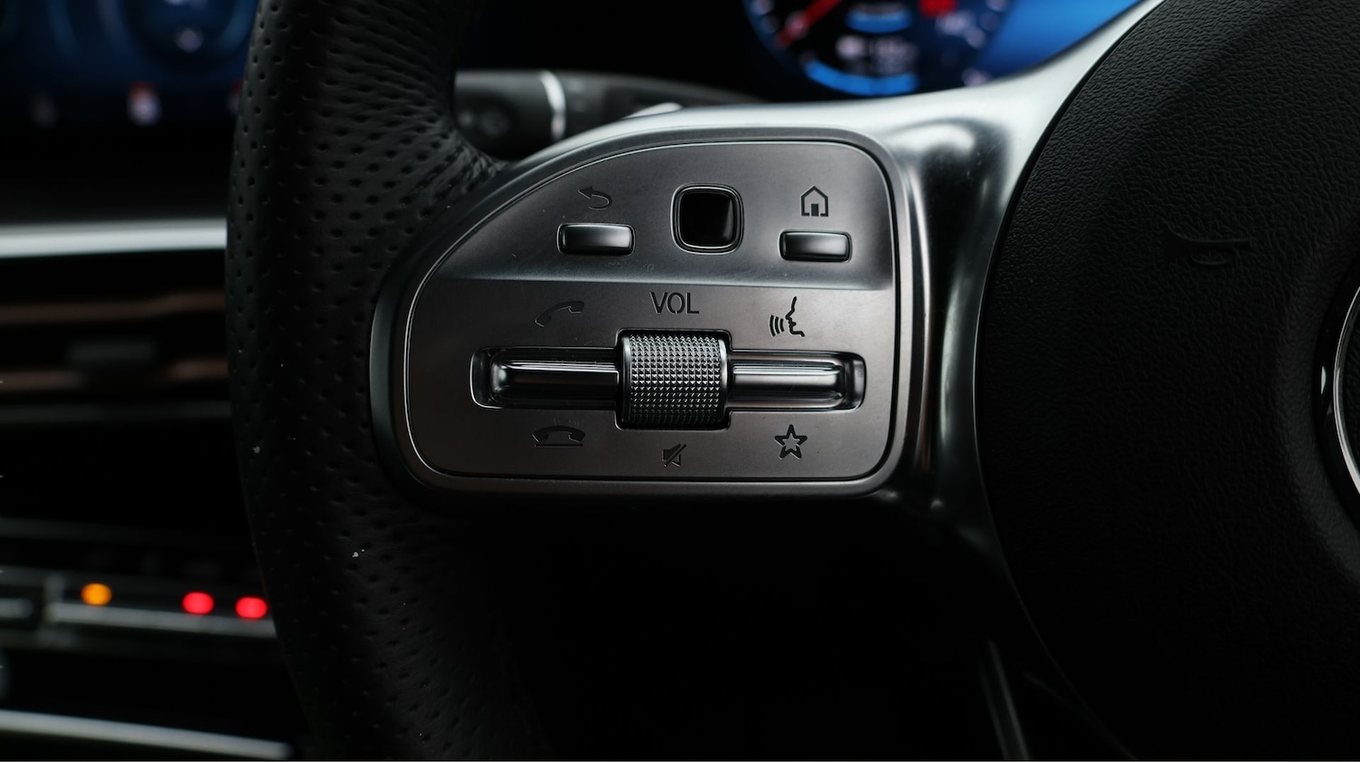 Used Mercedes-Benz EQC 2023 for sale - 77181845: Photo 24