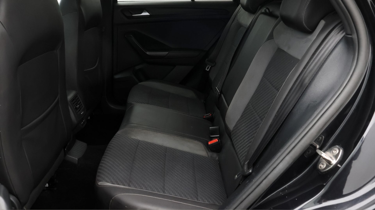 Used Volkswagen T-Roc 2020 for sale - 77451307: Photo 16