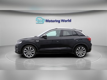 Used Volkswagen T-Roc 2020 for sale - 77451307: Photo