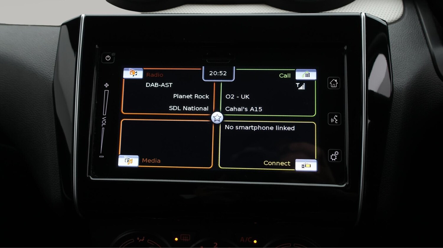 Used Suzuki Swift 2023 for sale - 75940525: Photo 12