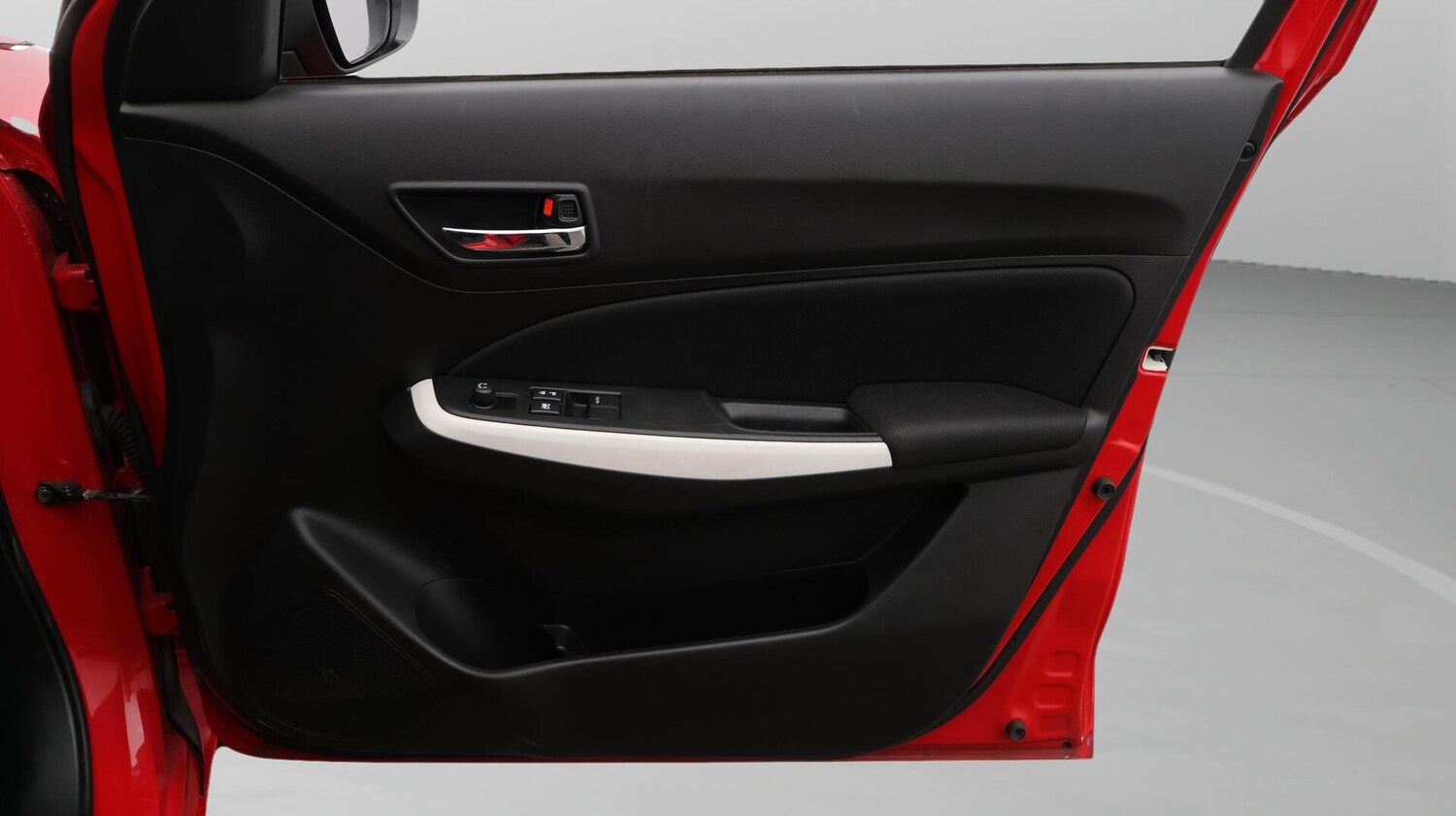 Used Suzuki Swift 2023 for sale - 75940525: Photo 16