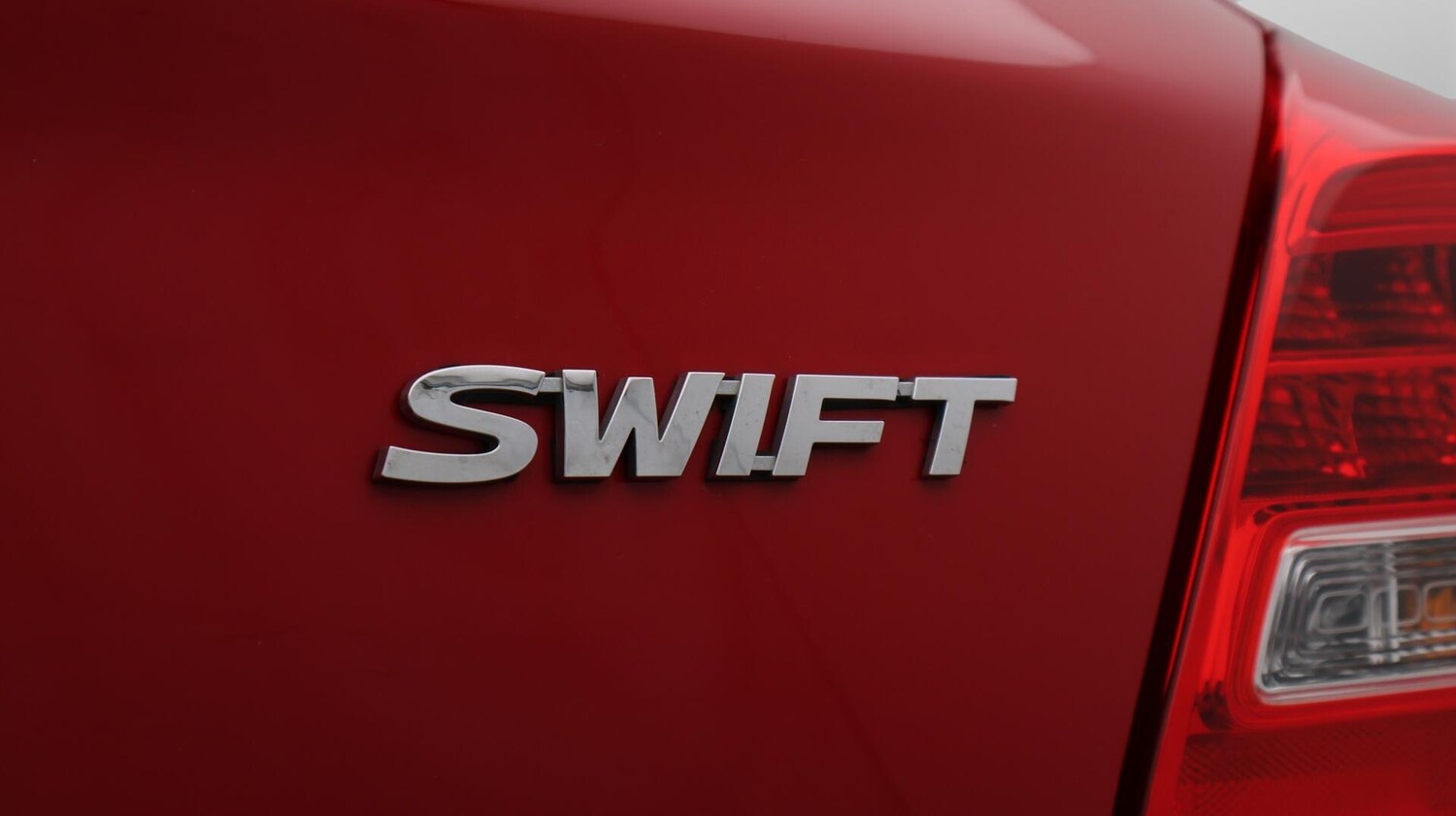 Used Suzuki Swift 2023 for sale - 75940525: Photo 23