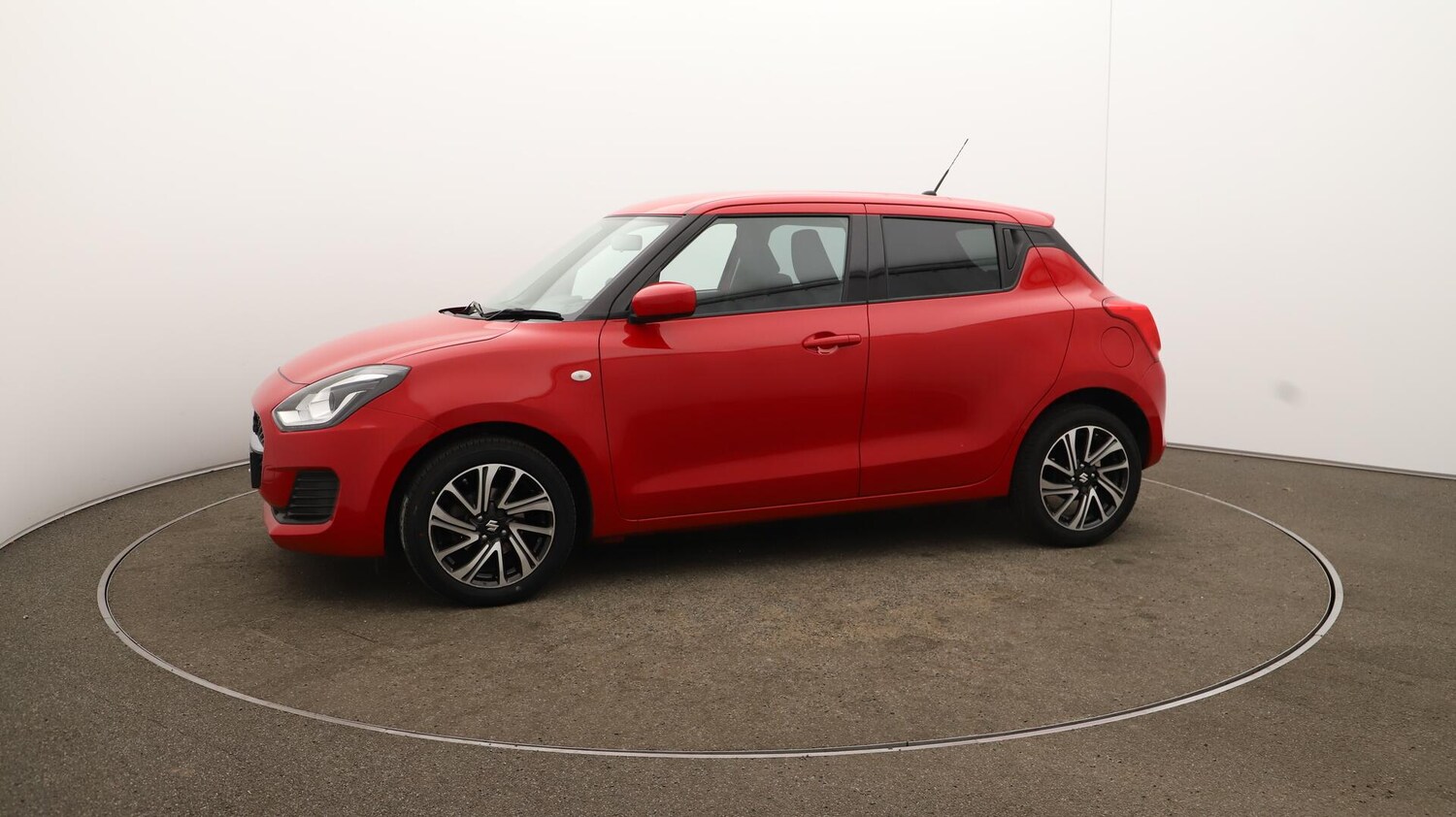 Used Suzuki Swift 2023 for sale - 75940525: Photo 67