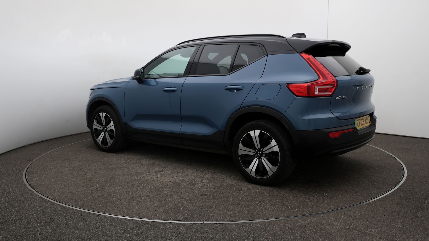 Used Volvo XC40 2023 for sale - 76808917: Photo 28