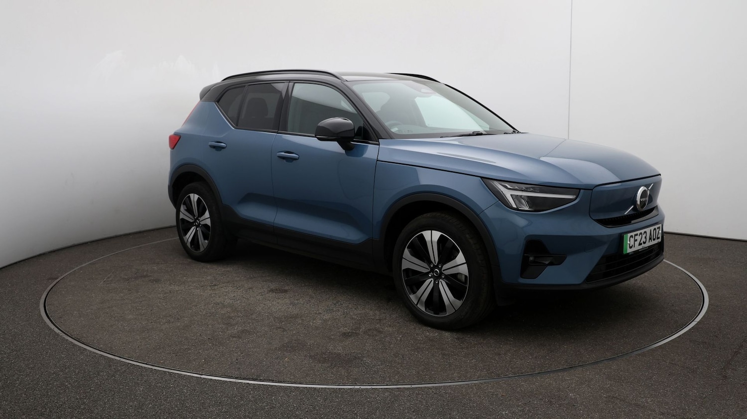 Used Volvo XC40 2023 for sale - 76808917: Photo 37