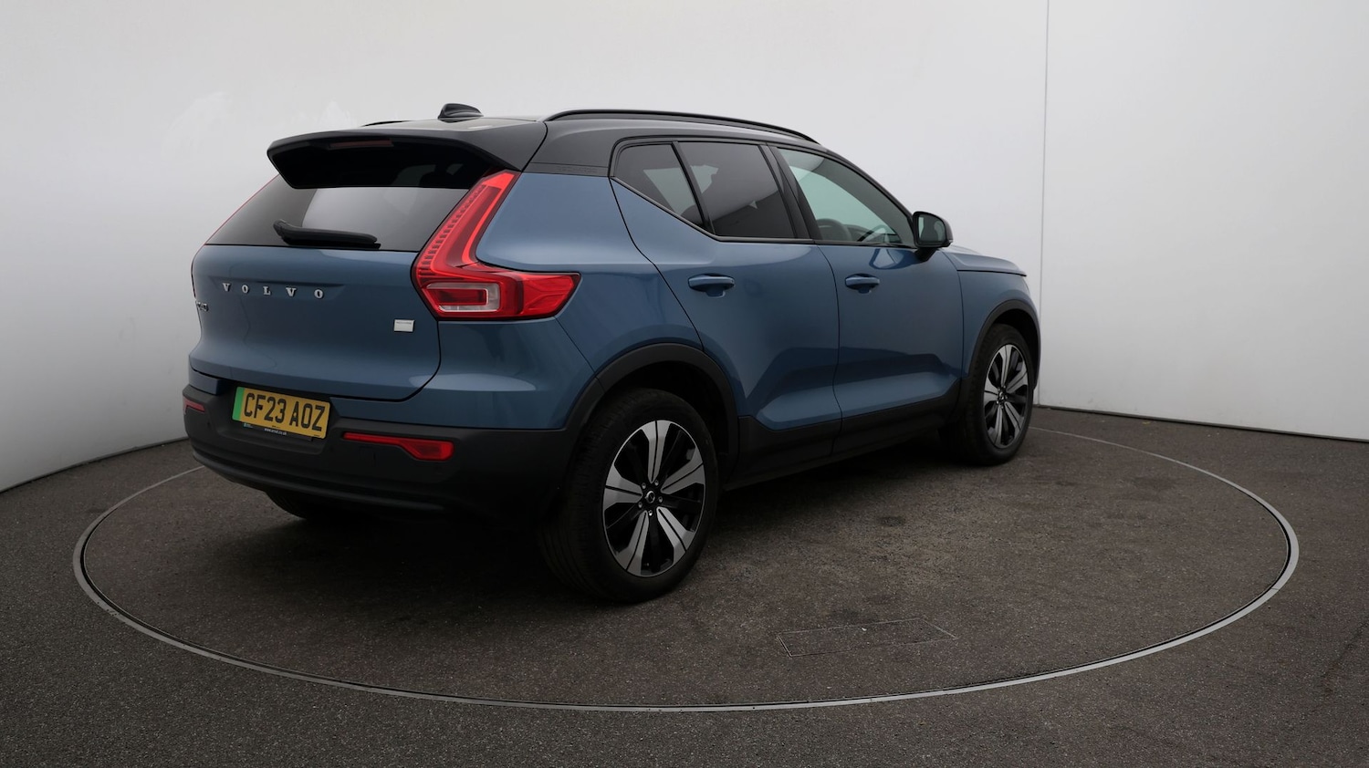 Used Volvo XC40 2023 for sale - 76808917: Photo 47